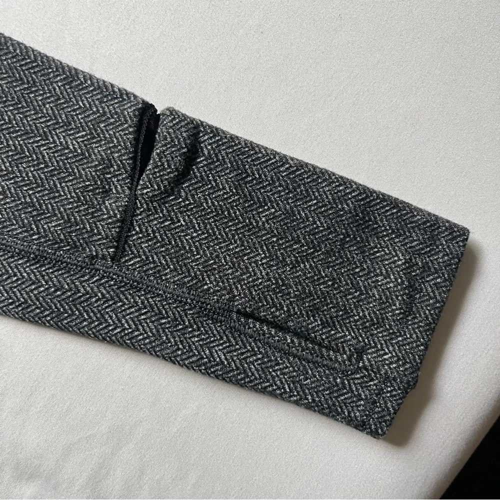LULULEMON ATHLETICA grey herringbone knit athletic long sleeve‎ sweater top